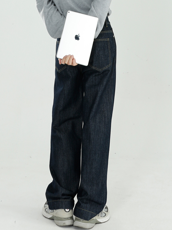 Men's Black Line Design Straight Leg Jean-1