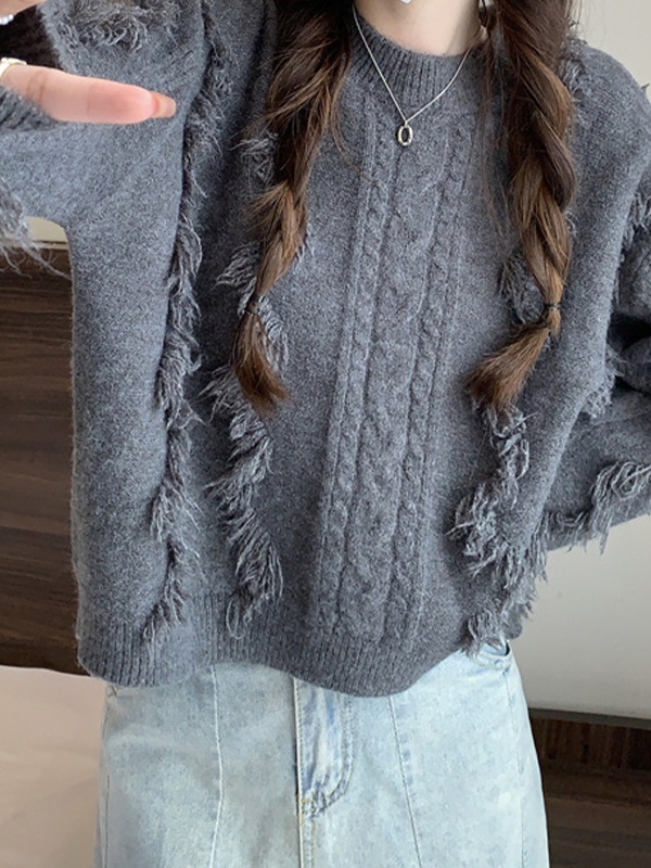 Solid Tassel Cable Knit Sweater-2